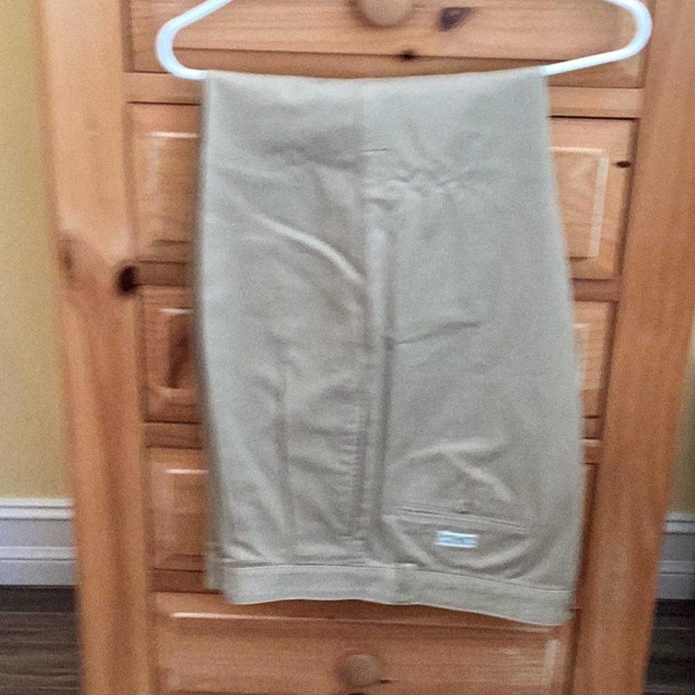 Tan Slack. - Picture 2 of 6